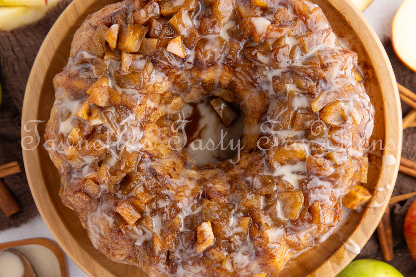 Apple Fritter Monkey Bread