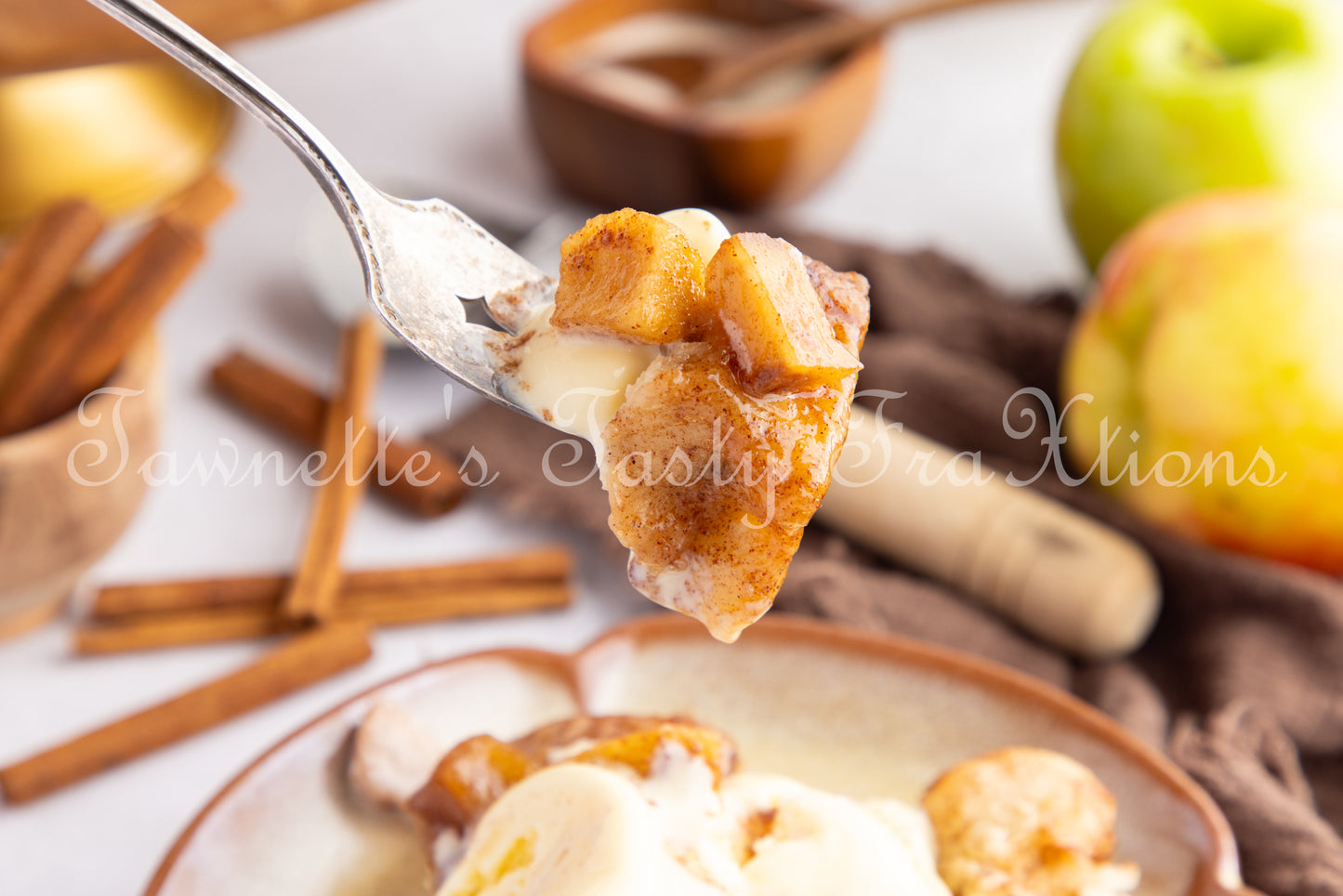 Apple Fritter Monkey Bread