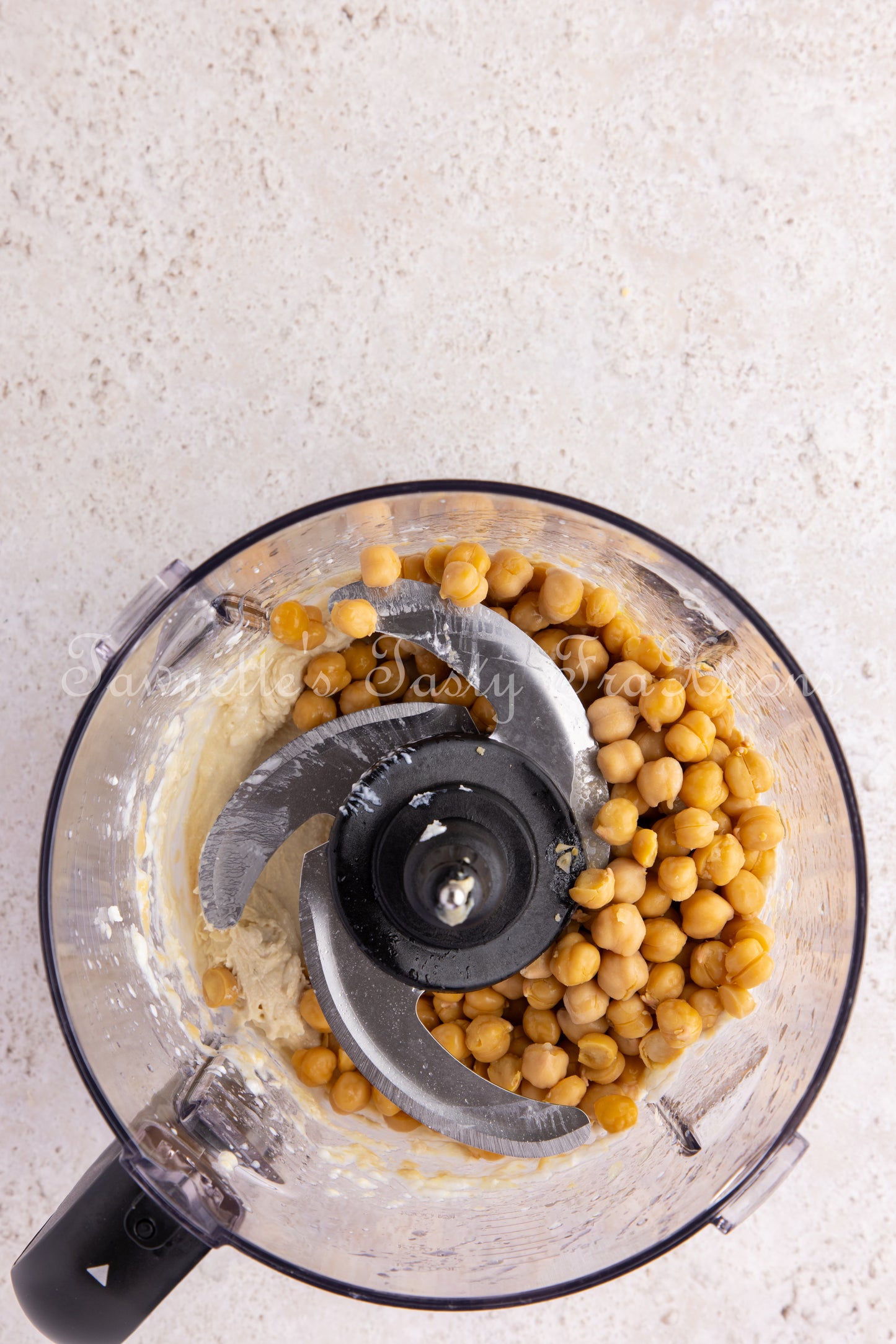 Avocado Hummus