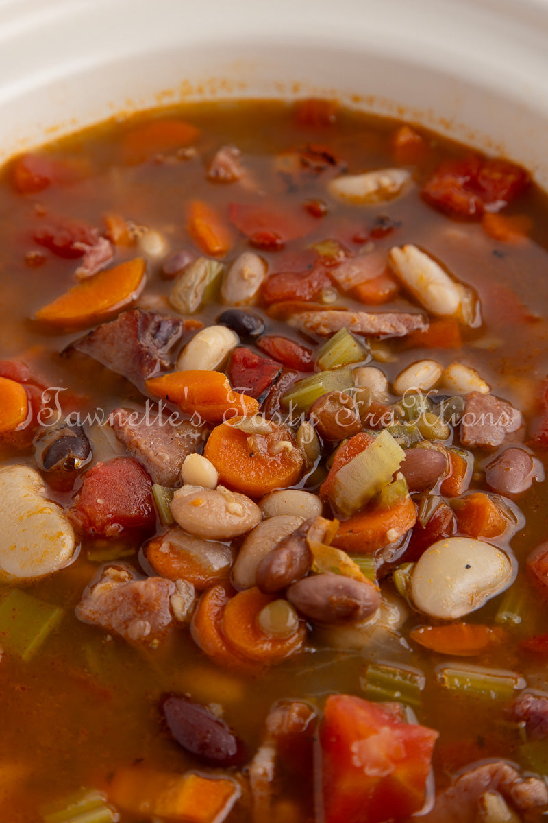*No-Soak Slow Cooker 15 Bean Soup