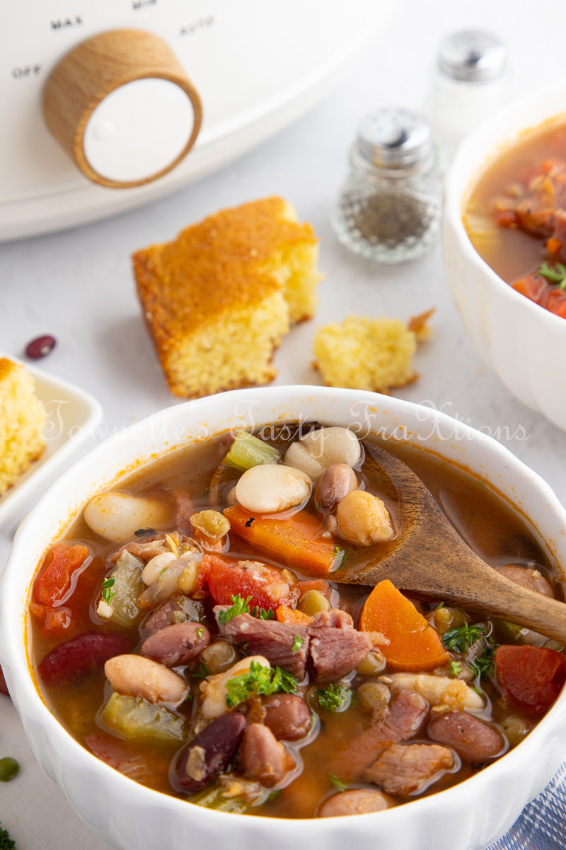 *No-Soak Slow Cooker 15 Bean Soup